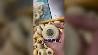 Roulettes à roulement lisse pour machines